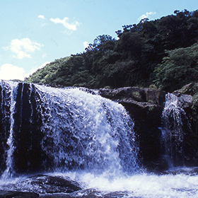 マリユドゥ・カンビレーの滝